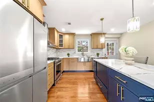 1676 Irene Ct, Teaneck Township, NJ 07666 - Photo 9