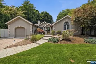 23 Trinity Pl, Hillsdale, NJ 07642 - Photo 1