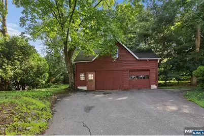 105 Harrison, Roseland, NJ 07068 - Photo 3