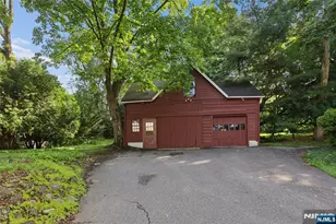 105 Harrison, Roseland, NJ 07068 - Photo 3