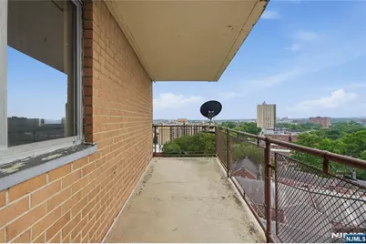 275 Prospect Street 14B #14B, East Orange, NJ 07017 - Photo 11