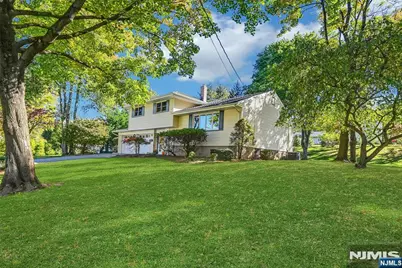 15 Windsor Court, Norwood, NJ 07648 - Photo 1
