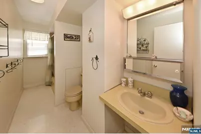 155 Hasbrouck Avenue, Emerson, NJ 07630 - Photo 17