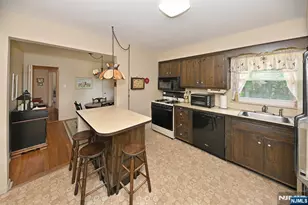 155 Hasbrouck Ave, Emerson, NJ 07630 - Photo 7