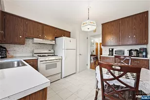 23 Bogle Ave, North Arlington, NJ 07031 - Photo 5