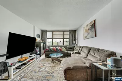 7002 Jfk Blvd E 16H #16H, Guttenberg, NJ 07093 - Photo 5