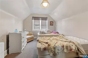 936 Red Rd, Teaneck Township, NJ 07666 - Photo 25