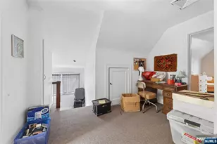 936 Red Rd, Teaneck Township, NJ 07666 - Photo 23