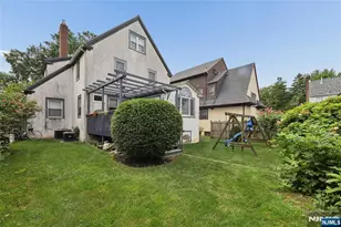 936 Red Rd, Teaneck Township, NJ 07666 - Photo 37