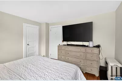 117 Overpeck Avenue, Ridgefield Park, NJ 07660 - Photo 19