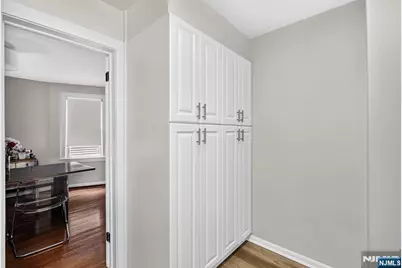 117 Overpeck Avenue, Ridgefield Park, NJ 07660 - Photo 9