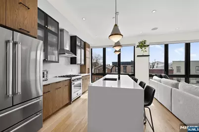 339 Palisade Avenue C #C, Jersey City, NJ 07307 - Photo 9
