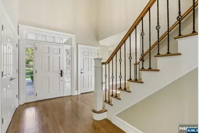 5 Winding Way, Saddle River, NJ 07458 - Photo 3