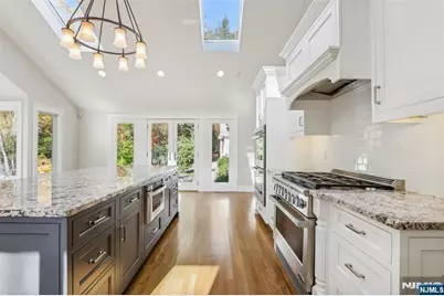 5 Winding Way, Saddle River, NJ 07458 - Photo 11