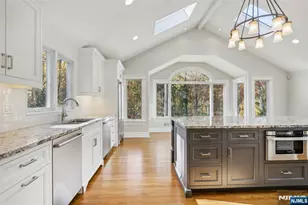 5 Winding Way, Saddle River, NJ 07458 - Photo 5