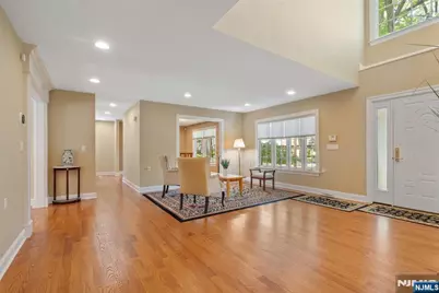 28 Demarest Road, Paramus, NJ 07652 - Photo 5
