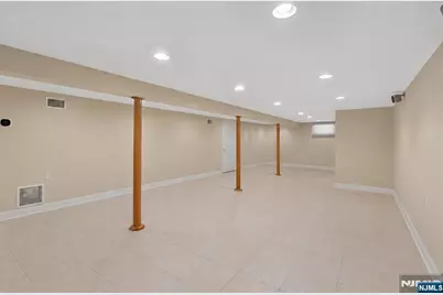 28 Demarest Road, Paramus, NJ 07652 - Photo 25