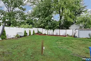 117 Delaware Ave, Dumont, NJ 07628 - Photo 27