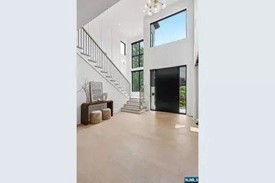 24 Carol Drive, Englewood Cliffs, NJ 07632 - Photo 5