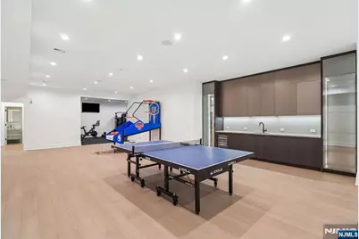 24 Carol Drive, Englewood Cliffs, NJ 07632 - Photo 43