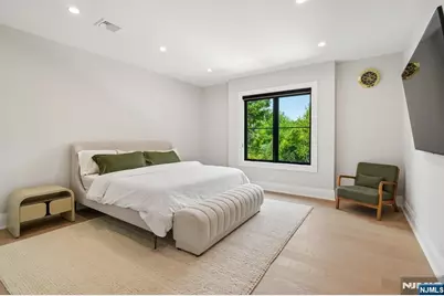 24 Carol Drive, Englewood Cliffs, NJ 07632 - Photo 37