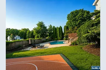 68 Carol Place, Wayne, NJ 07470 - Photo 5