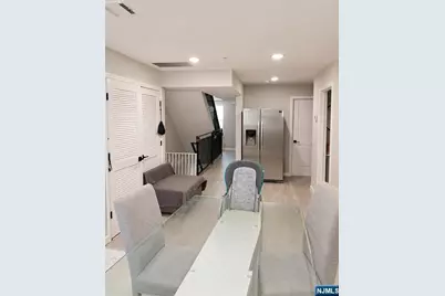 52 Holland Street, Newark, NJ 07103 - Photo 3