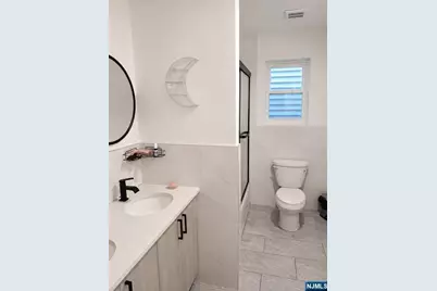 52 Holland Street, Newark, NJ 07103 - Photo 9