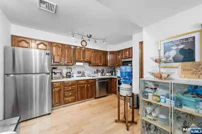 9249 Kennedy Boulevard 105 #105, North Bergen, NJ 07047 - Photo 15