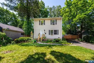 19 Franklin Pl, Hackensack, NJ 07601 - Photo 29