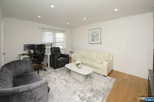 16-12 Plaza Road B, Fair Lawn, NJ 07410 - Photo 5