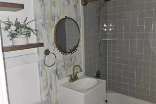 219-225 Main Street 4, Ridgefield Park, NJ 07660 - Photo 7