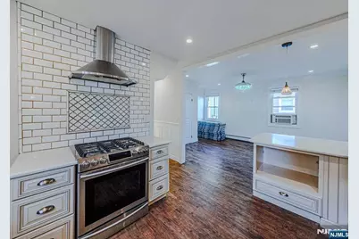 8-35 Lake Street 1 #1, Fair Lawn, NJ 07410 - Photo 5