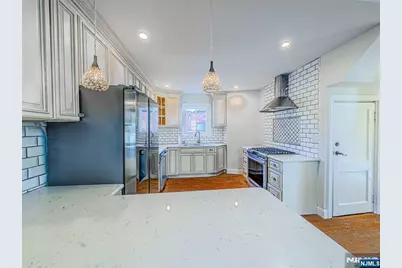 8-35 Lake Street 1 #1, Fair Lawn, NJ 07410 - Photo 3
