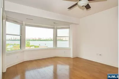 20 Ave At Port Imperial 330 #330, West New York, NJ 07093 - Photo 9