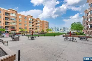 20 Ave At Port Imperial 330, West New York, NJ 07093 - Photo 17