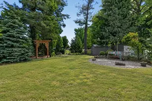 538 Coolidge Pl, Paramus, NJ 07652 - Photo 35