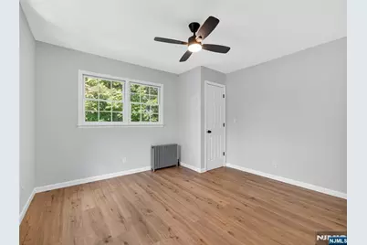 538 Coolidge Place, Paramus, NJ 07652 - Photo 25