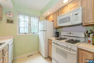 314 Sturbridge Ct, Ramsey, NJ 07446 - Photo 17