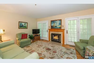 314 Sturbridge Court, Ramsey, NJ 07446 - Photo 5