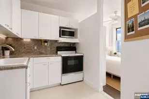 1450 Palisade Ave 6F, Fort Lee, NJ 07024 - Photo 7