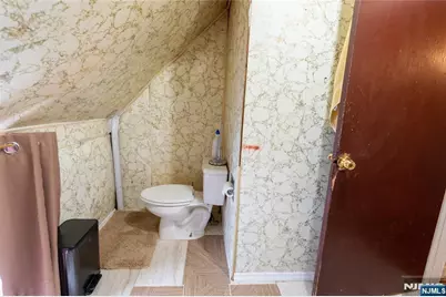 65 Taylor Street, Newark, NJ 07104 - Photo 31