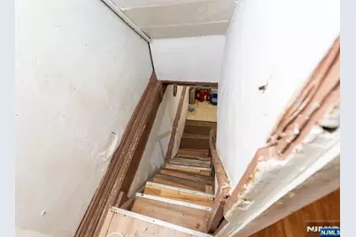 65 Taylor Street, Newark, NJ 07104 - Photo 33