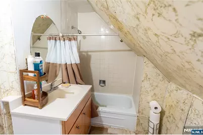 65 Taylor Street, Newark, NJ 07104 - Photo 31