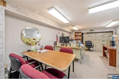 235 Everett Avenue, Wyckoff Township, NJ 07481 - Photo 25