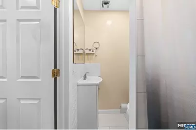 234 5th Street, Fairview, NJ 07022 - Photo 17