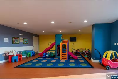 3312 Hudson Avenue Ph7 #PH7, Union City, NJ 07087 - Photo 37