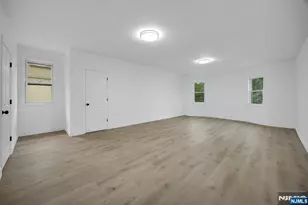 58-60 Ingraham Pl, Newark, NJ 07108 - Photo 7