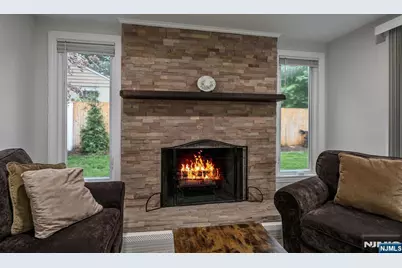 320 Monroe Avenue, Wyckoff Township, NJ 07481 - Photo 19