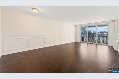 2100 Linwood 2Y #2Y, Fort Lee, NJ 07024 - Photo 3